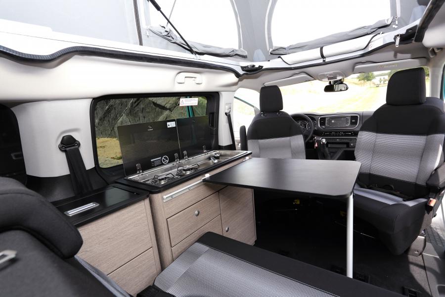 Интерьер Citroen Possl Campster Cult with Musketier Offroad Package 2018 года  (фото 6 из 7)